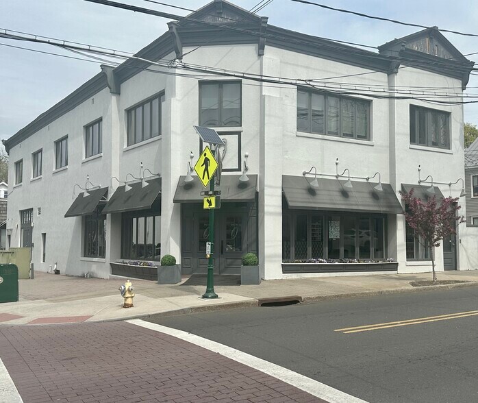 More Photos Of 239 Mill St, Greenwich Office For Lease