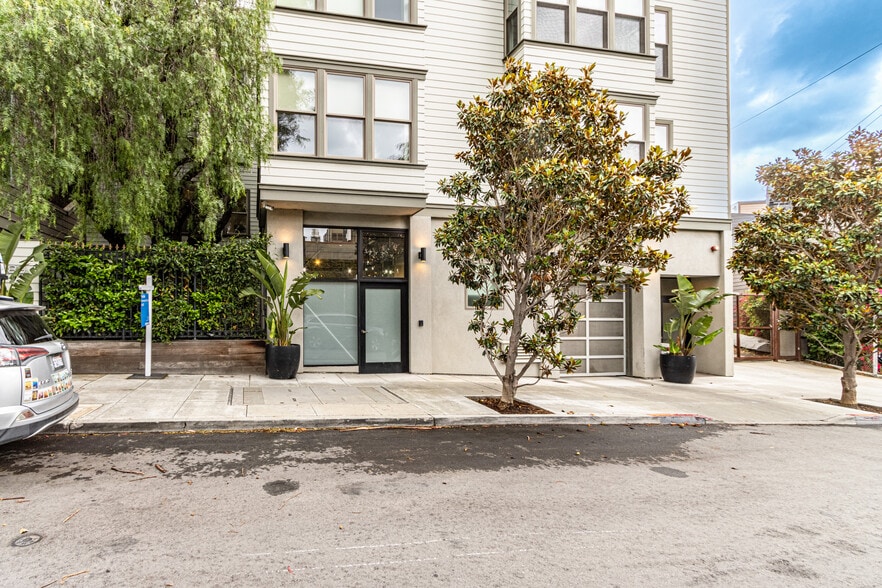 More Photos Of 1189 Tennessee St, San Francisco Loft Creative Space For Lease