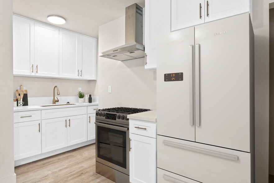 More Photos Of 6815 Seville Ave, Huntington Park Apartments For Sale