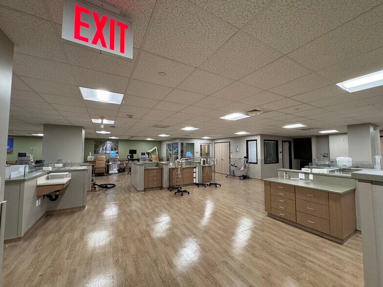 More Photos Of 1414 W 4th St, Brooklyn Apartments For Lease