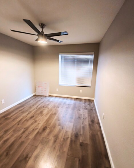 More Photos Of 4038 E Thistle Landing Dr, Phoenix Assisted Living For Lease