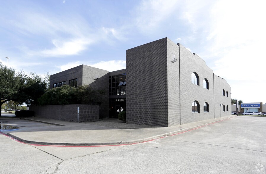 More Photos Of 4900 Overton Ridge Blvd, Fort Worth Medical For Lease