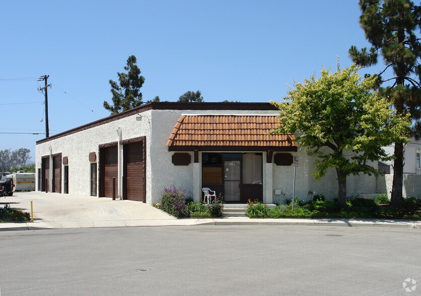 Primary Photo Of 1301 Tower Sq, Ventura Warehouse For Lease