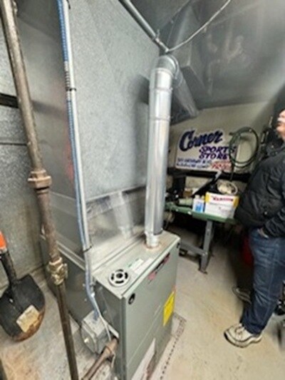 More Photos Of 319 Hathaway Blvd, New Bedford Storefront Retail Office For Sale