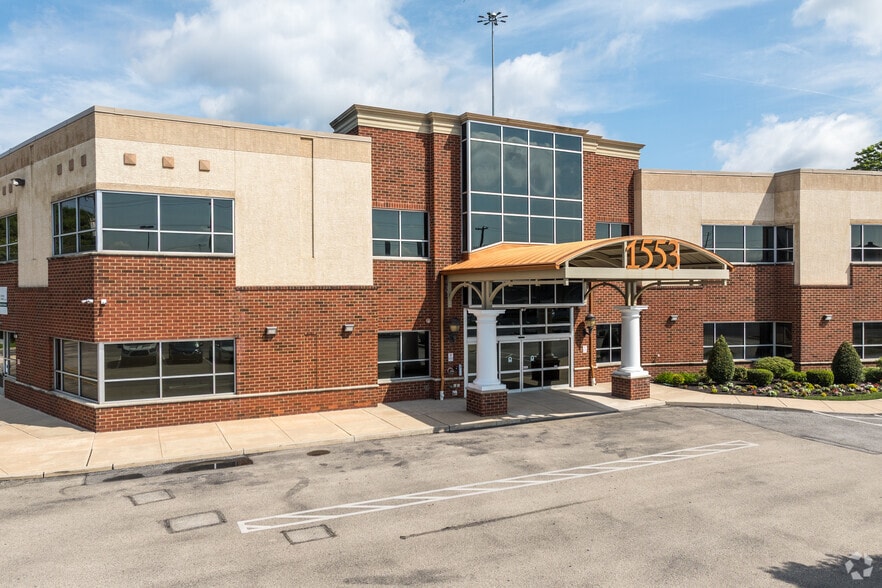 More Photos Of 1553 Chester Pike, Crum Lynne Medical For Lease