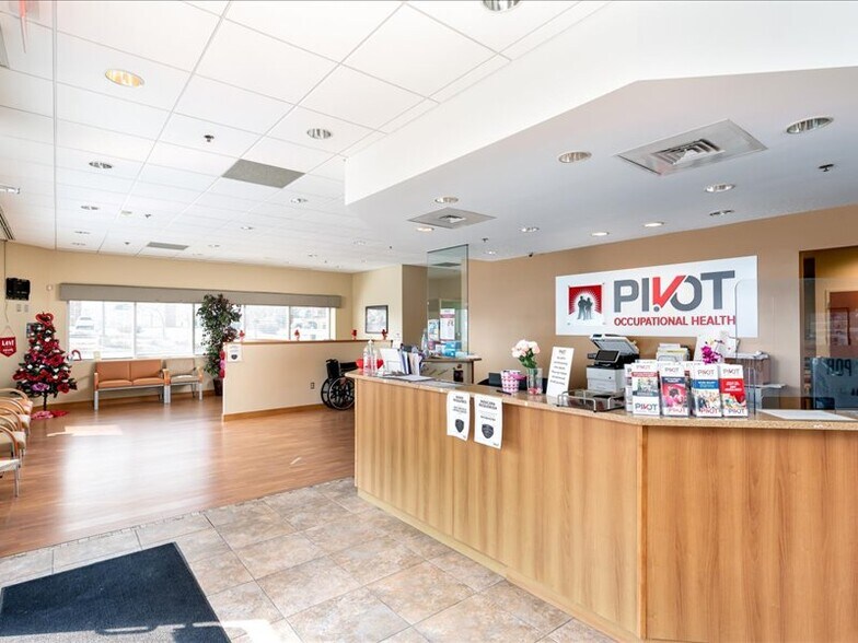 More Photos Of 6785 Business Pky, Elkridge Research And Development For Sale