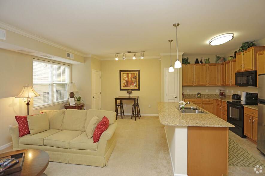 More Photos Of 10225 City Walk Dr, Woodbury Apartments For Sale