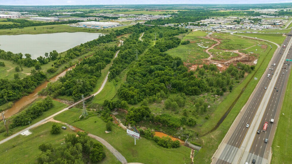 More Photos Of 900 S Council Rd, Oklahoma City Land For Sale