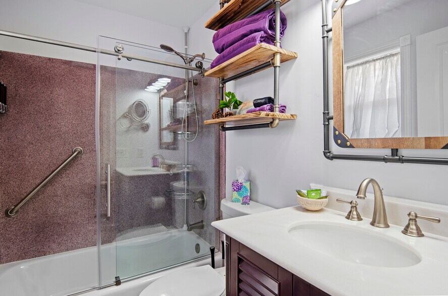 More Photos Of 303 W Juniper Ave, Flagstaff Hospitality For Sale