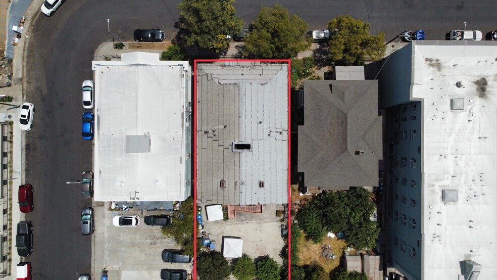 More Photos Of 1943 Estrella Ave, Los Angeles Multifamily For Sale