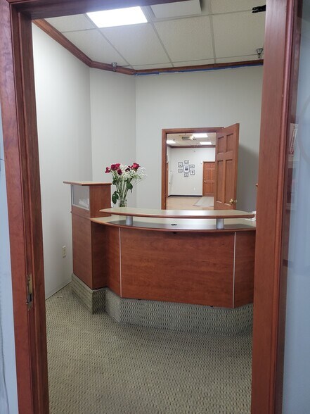 More Photos Of 105-119 Sprague Ave, Middletown Manufacturing For Sale