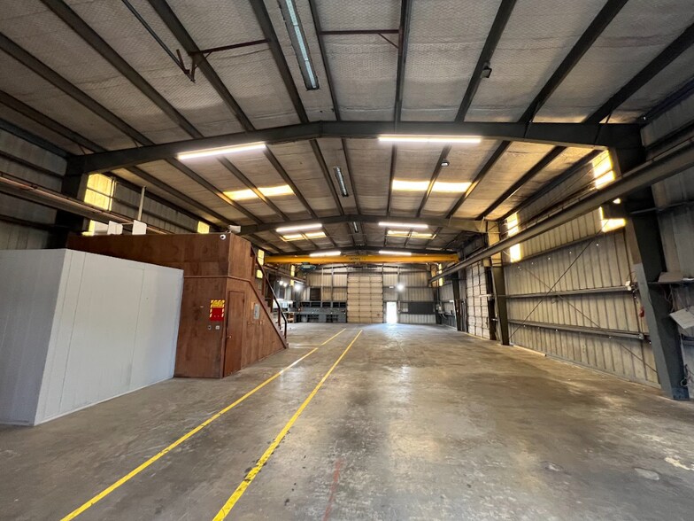 More Photos Of 2530 5th St, Ingleside Warehouse For Sale