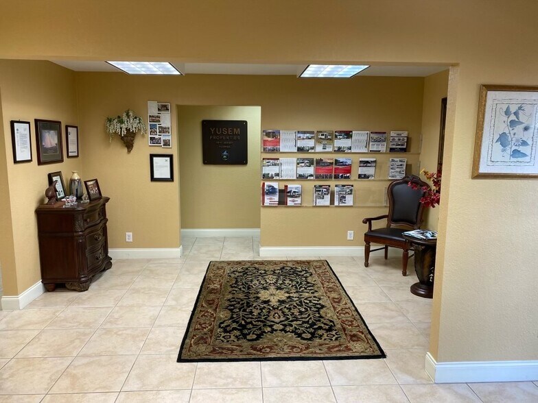 More Photos Of 1200 S Dixie Hwy W, Pompano Beach Warehouse For Sale