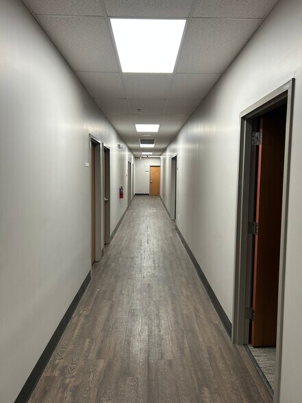 More Photos Of 518 W Roosevelt Ave, Albany Industrial For Lease