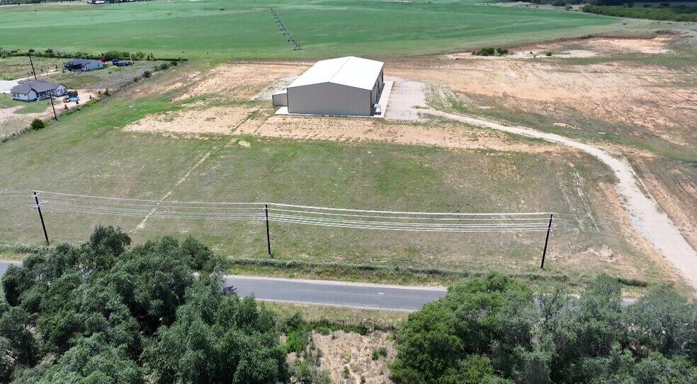 More Photos Of 7836 Old Campbellton Rd, Pleasanton Warehouse For Sale