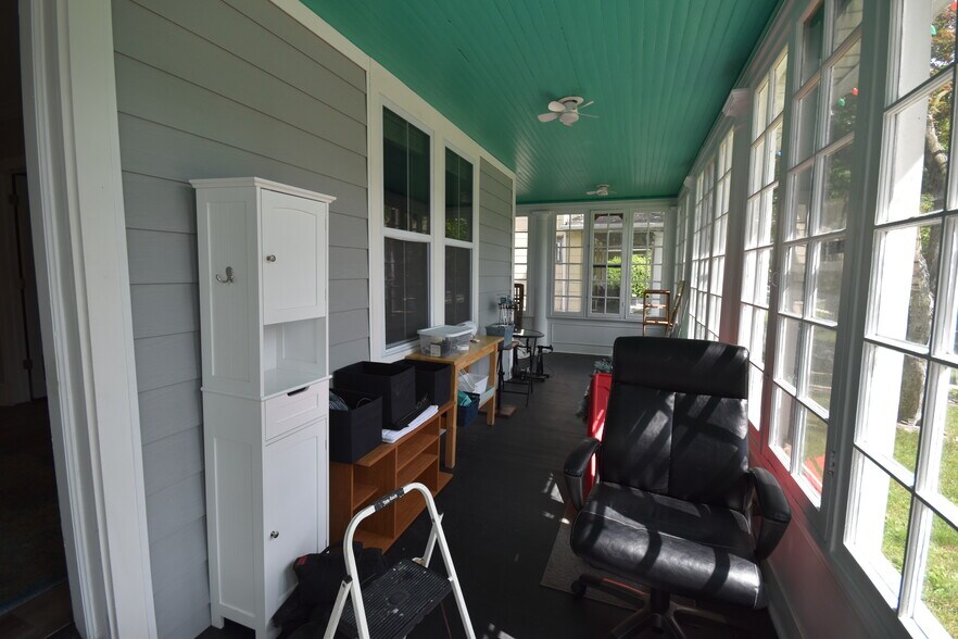More Photos Of 309 White Horse Pike, Haddon Heights Office For Sale