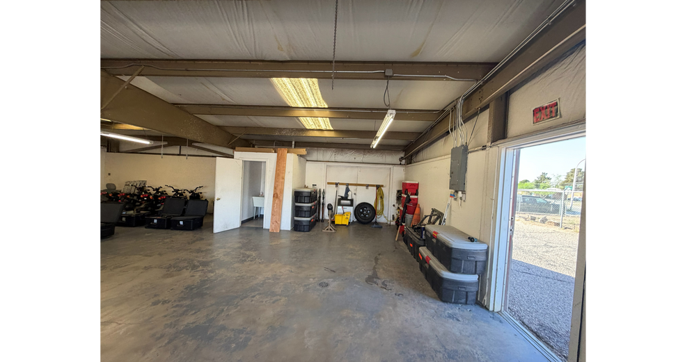 More Photos Of 1709 N Solano Ave, Las Cruces General Retail For Sale