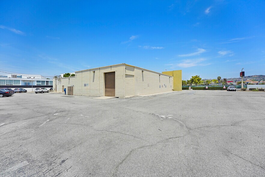 More Photos Of 5299 Sepulveda Blvd, Culver City Freestanding For Lease