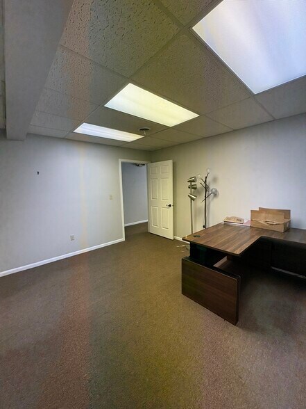More Photos Of 4466 Darrow Rd, Stow Office For Sale
