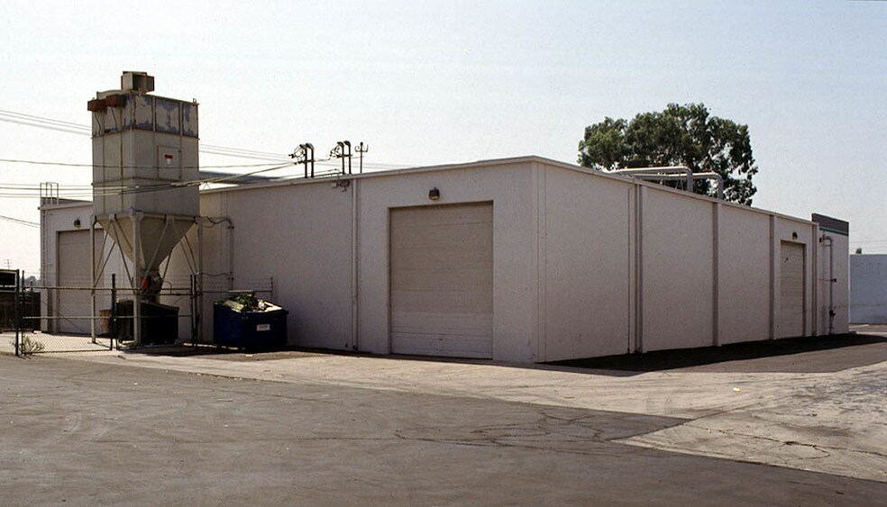 More Photos Of 1530 N Missile Way, Anaheim Warehouse For Lease