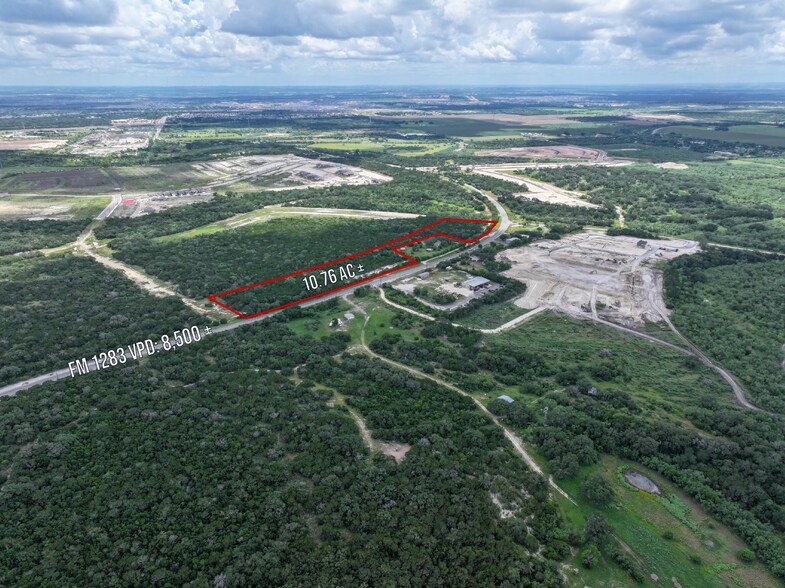 More Photos Of 10.76 AC +/- on FM 1283, Rio Medina Land For Sale