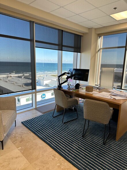 More Photos Of 320 1st St N, Jacksonville Beach Office Residential For Sale