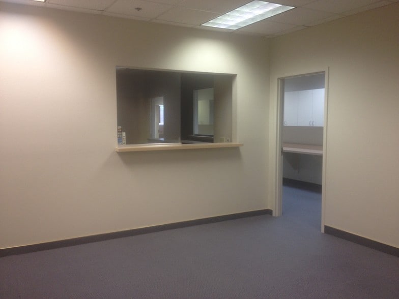 More Photos Of 8551 W Lake Mead Blvd, Las Vegas Medical For Lease