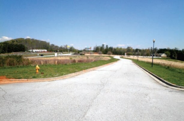 More Photos Of 0 Bay View Dr, Villa Rica Land For Sale