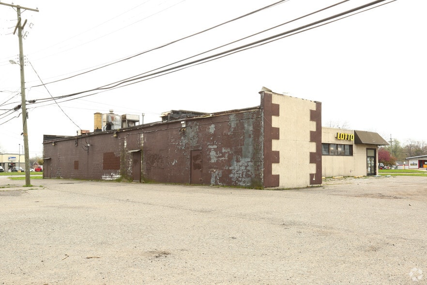 More Photos Of 25814 Ecorse Rd, Taylor Convenience Store For Sale