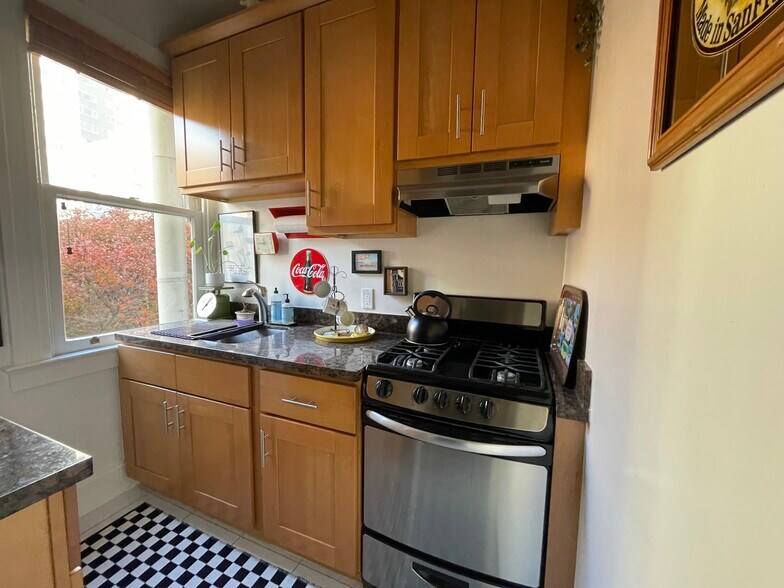 More Photos Of 860 Bush St, San Francisco Apartments For Sale