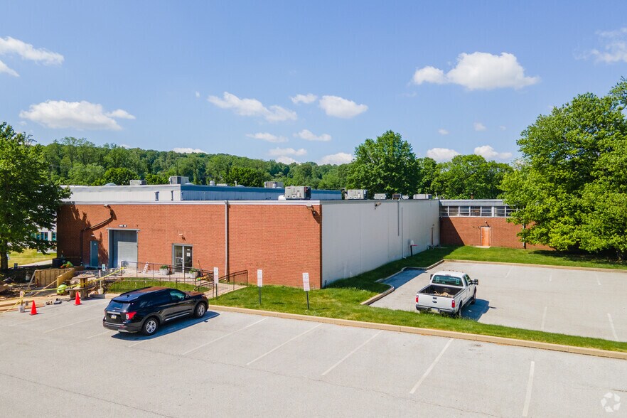 More Photos Of 271 Lancaster Ave, Frazer Manufacturing For Lease