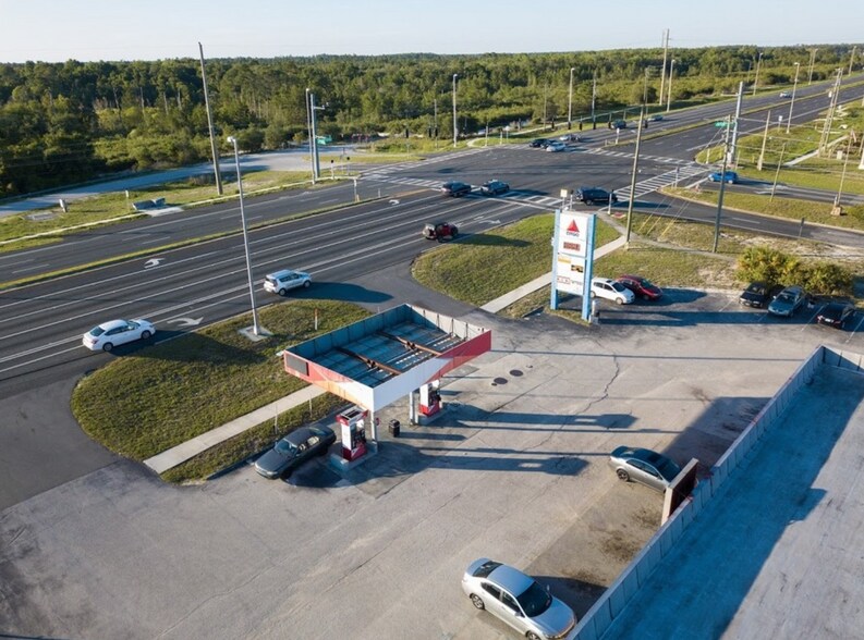 More Photos Of 5552-5598 Commercial Way, Spring Hill Service Station For Sale