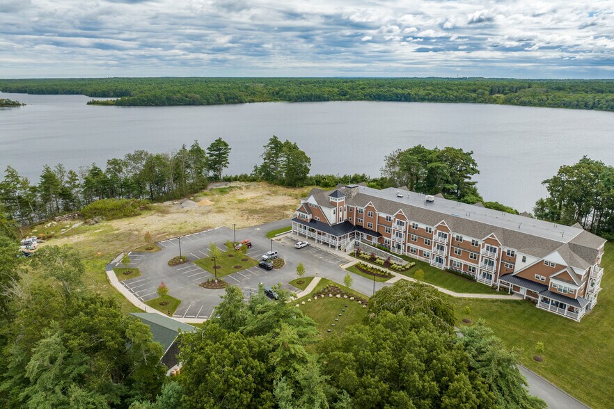 More Photos Of 57 Long Point Rd, Lakeville Specialty For Sale