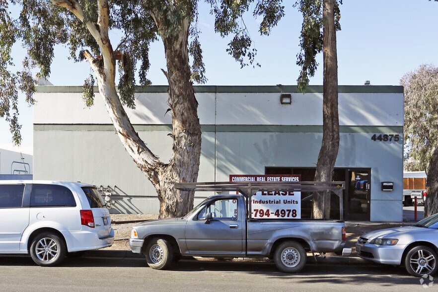 More Photos Of 44875 Industrial Dr, Fremont Warehouse For Lease
