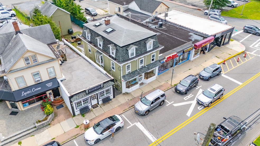 More Photos Of 388 Ramapo Valley Rd, Oakland Storefront Retail Residential For Lease