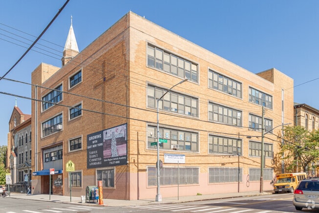 Primary Photo Of 237 Jerome St, Brooklyn Schools For Lease