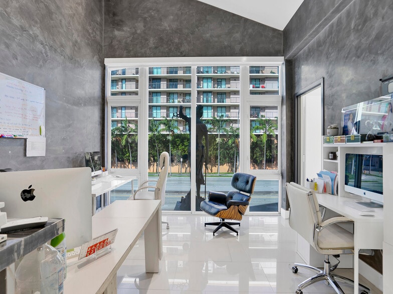 More Photos Of 1675 SW 27th Ave, Miami Medical For Sale