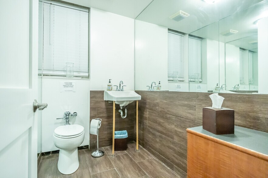 More Photos Of 580 Park Ave, New York Apartments For Sale