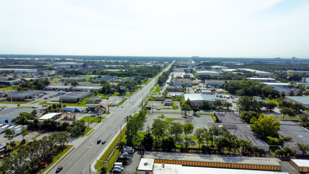 More Photos Of 4100 Silver Star Rd, Orlando Unknown For Lease