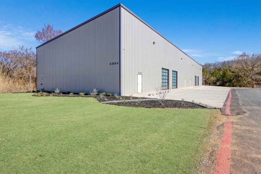 More Photos Of 4000 Texoma Pkwy, Denison Light Distribution For Sale