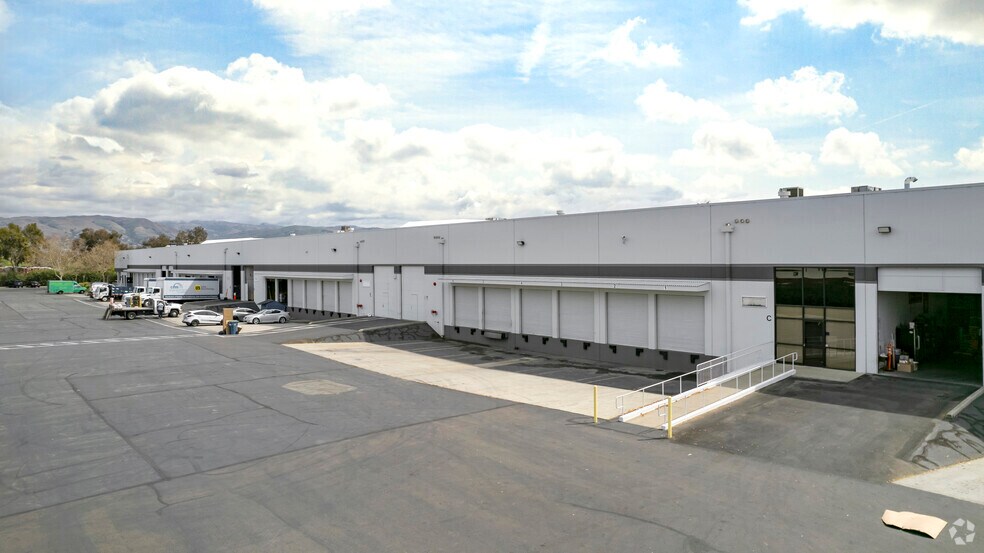 More Photos Of 890 Service St, San Jose Warehouse For Lease