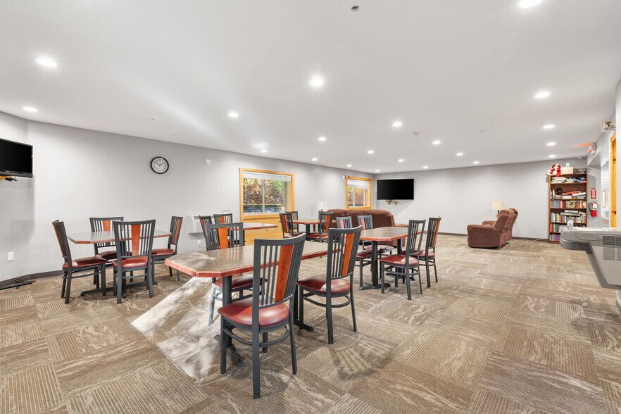 More Photos Of 12800 Cherry Ave, Rapid City Hotel For Sale