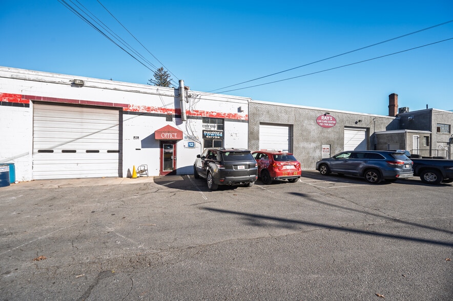 More Photos Of 451 Walpole St, Norwood Freestanding For Sale