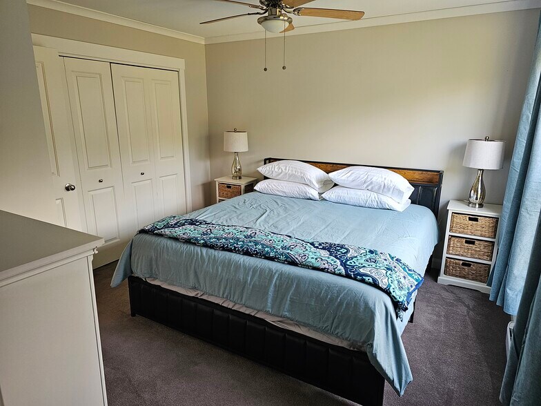 More Photos Of 2 Hunters Way, Trenton Apartments For Sale
