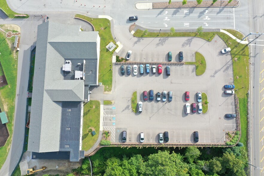 More Photos Of 333 SW Cutoff, Northborough Medical For Lease