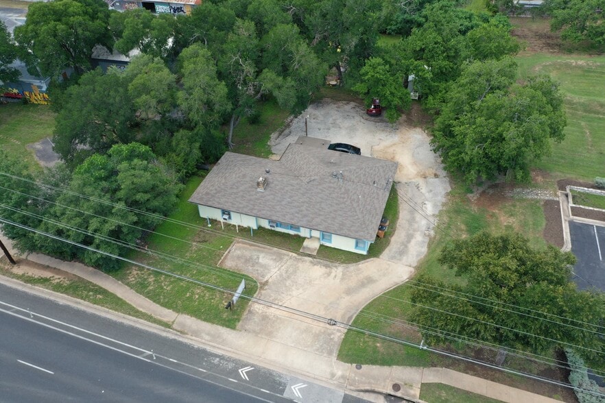 Primary Photo Of 1408 W Stassney Ln, Austin Storefront Retail Office For Lease