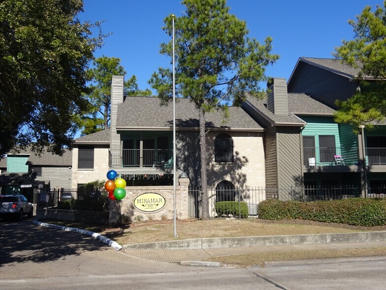 13150 St, Houston, TX 77099 Apartments For Sale