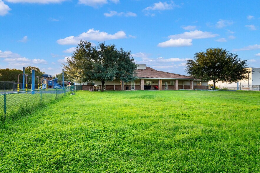 More Photos Of 10002 Camino Bandera, San Antonio Daycare Center For Sale