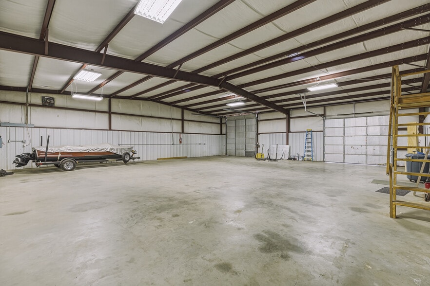 More Photos Of 32402 Tamina Rd, Magnolia Warehouse For Sale