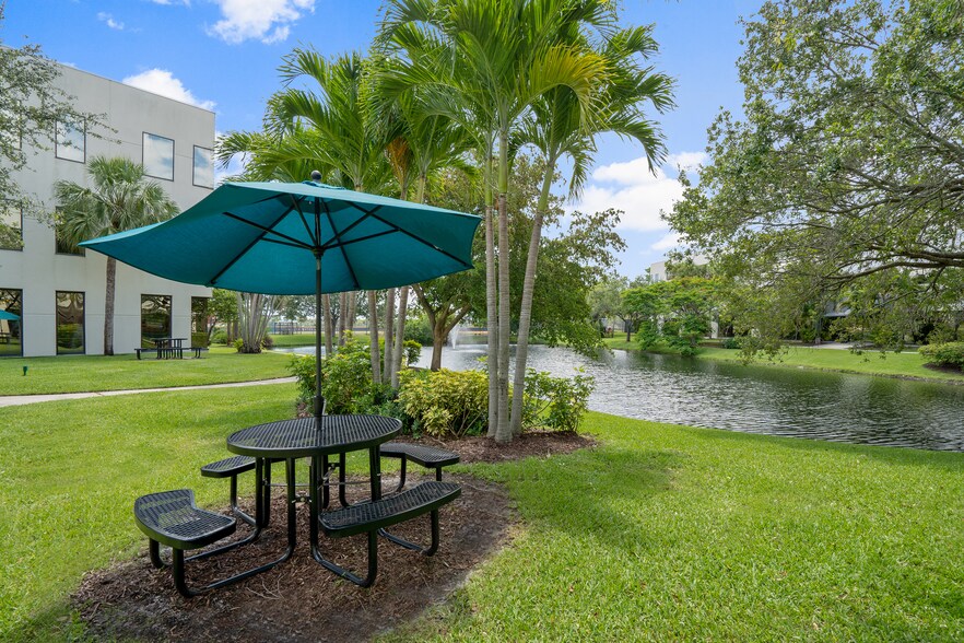More Photos Of 4620 N State Road 7, Lauderdale Lakes Office For Lease